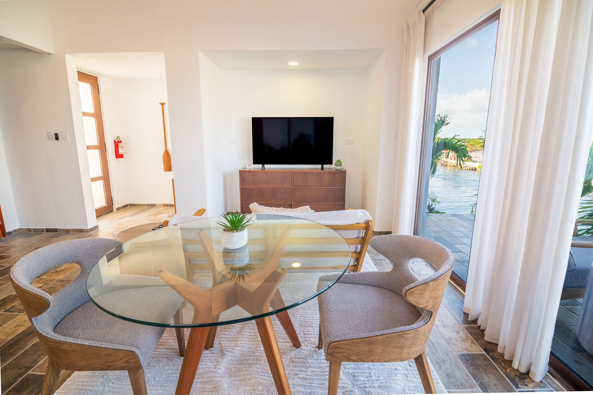 Modern Cakora Canal Front living room
