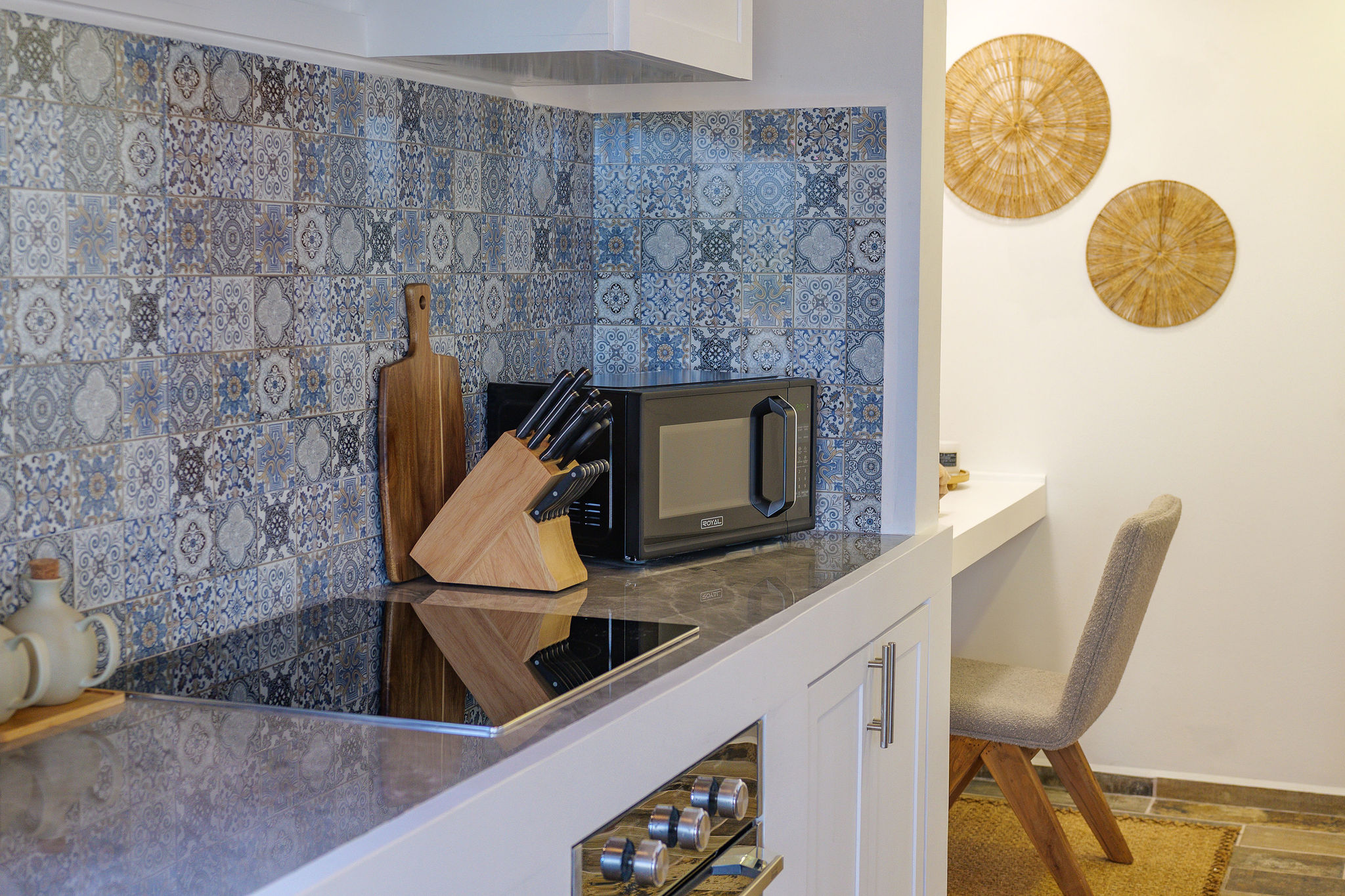 Modern Cakora Garden View kitchen