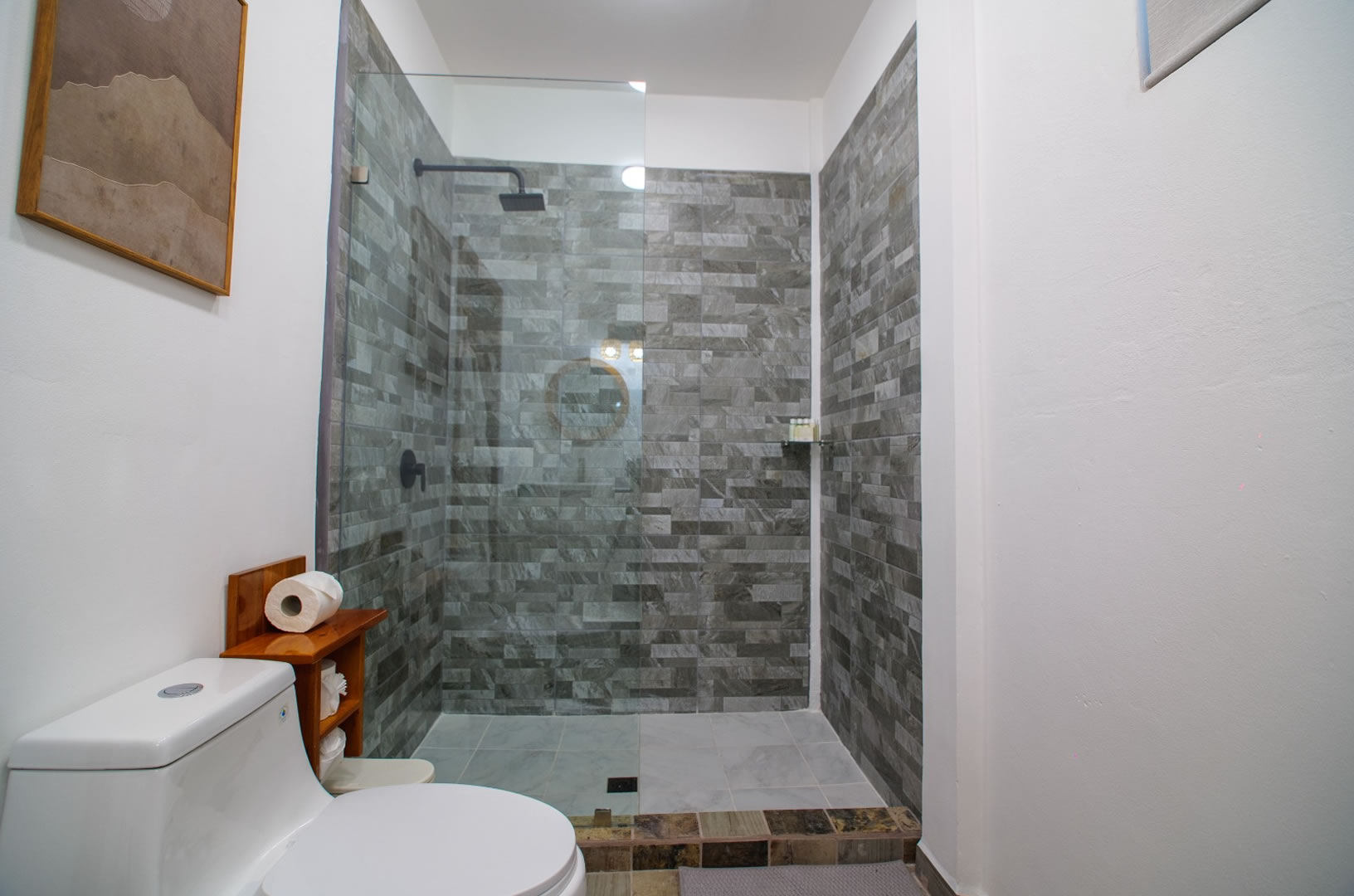 Itzamna Garden View Bathroom