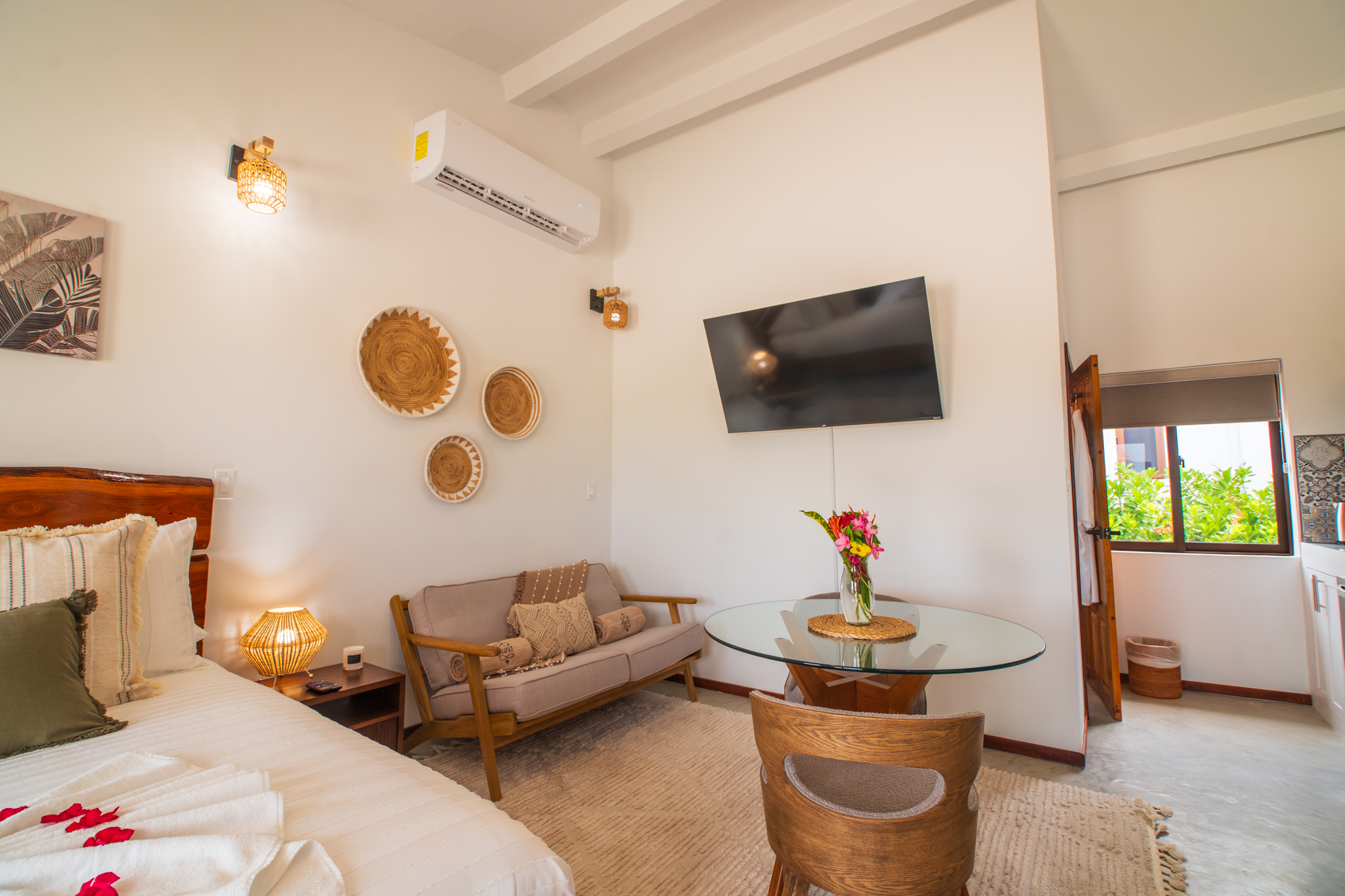 Itzamna Garden View Bedroom 2
