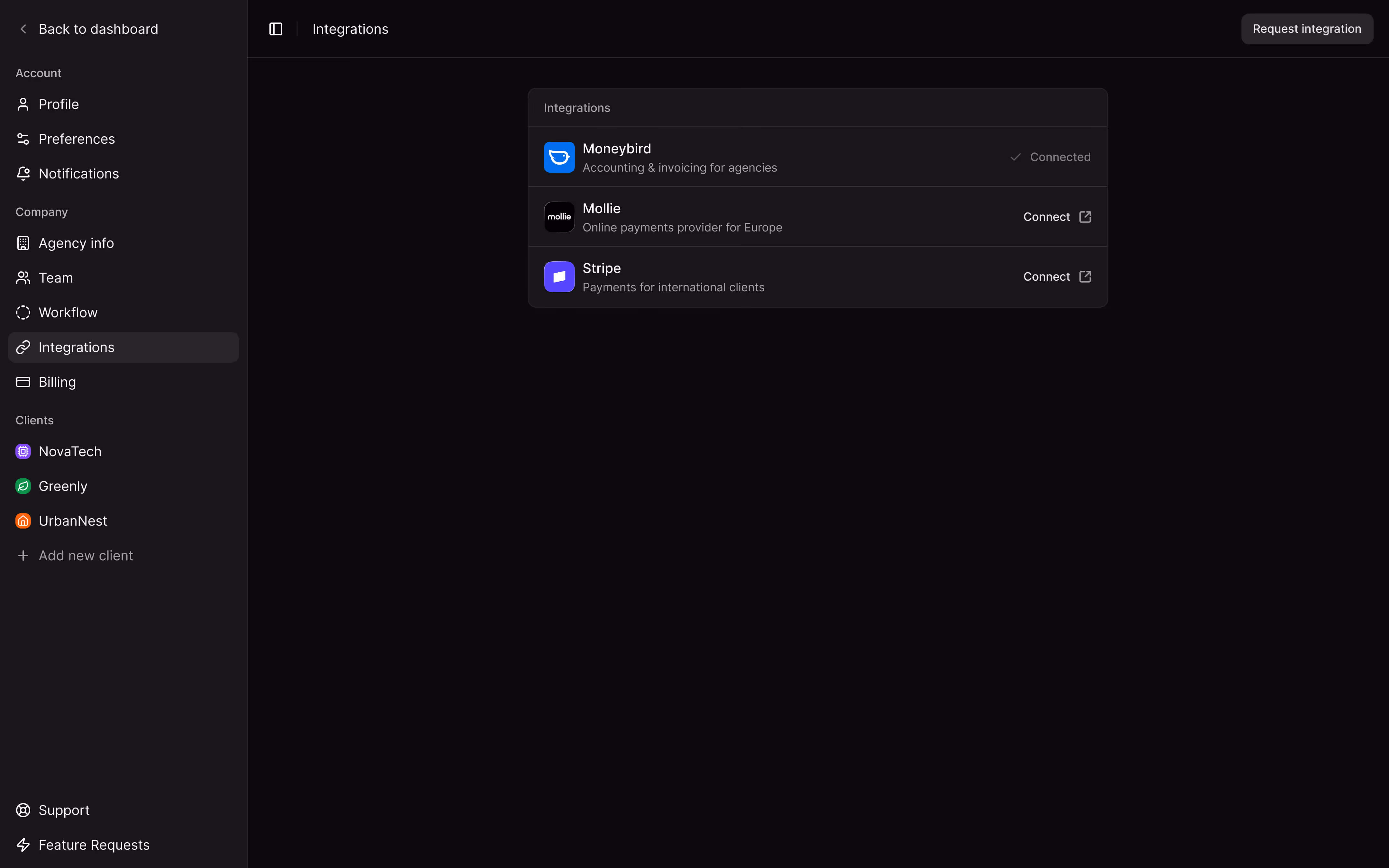 Dashboard interface showing integrations with Moneybird connected, and options to connect Mollie and Stripe for payments.