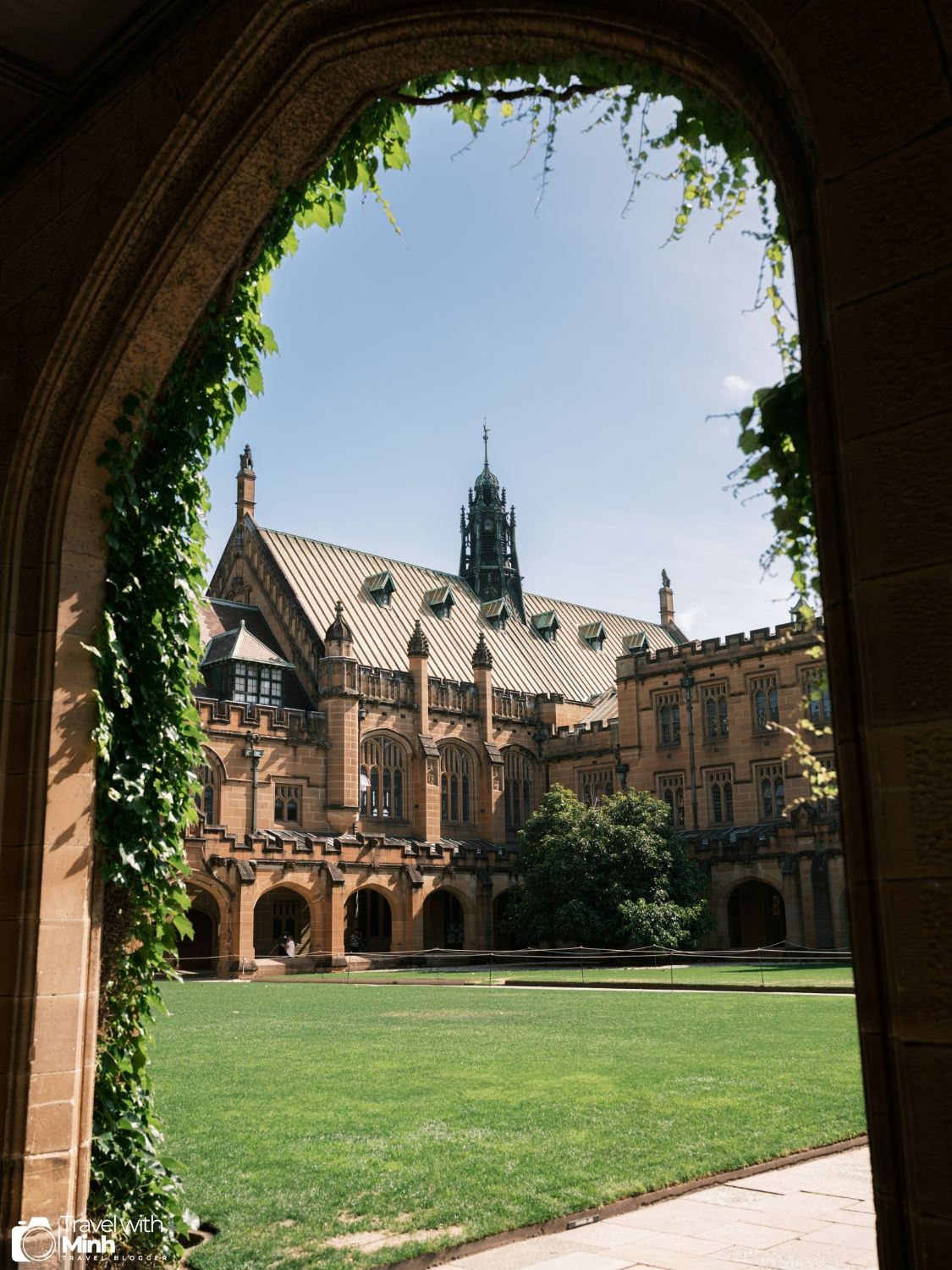 University foundation and pathway programs for international students