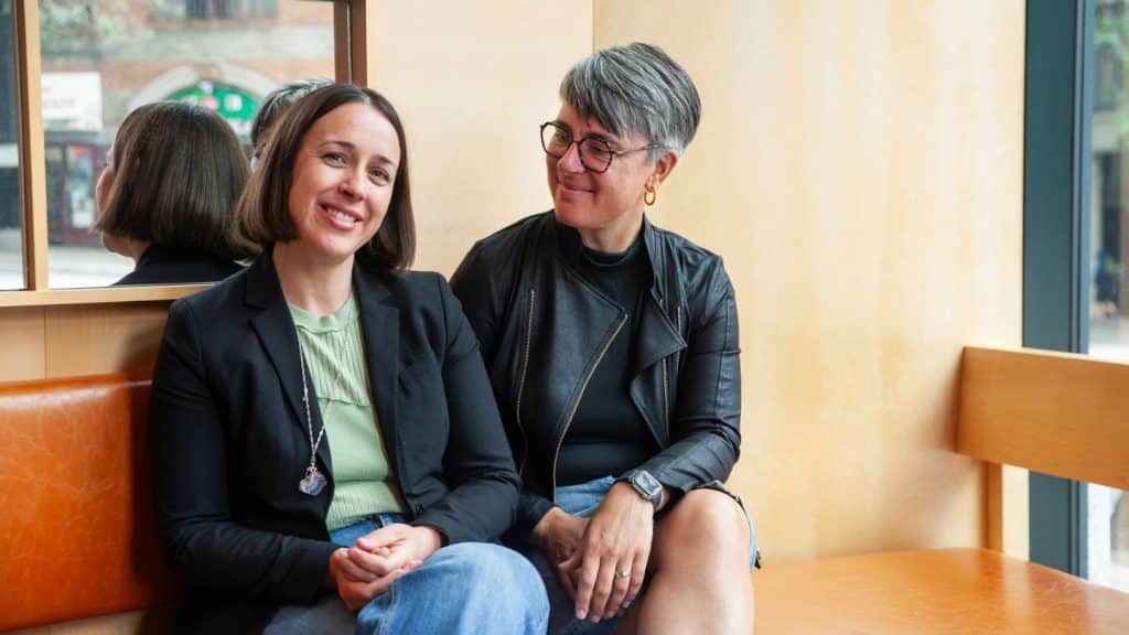 Indiegraf is led by sisters Caitlin Havlak (left) and Erin Millar (right), who worked together on growing The Discourse, a community-funded outlet that has won numerous awards across North America for its ambitious journalism. 