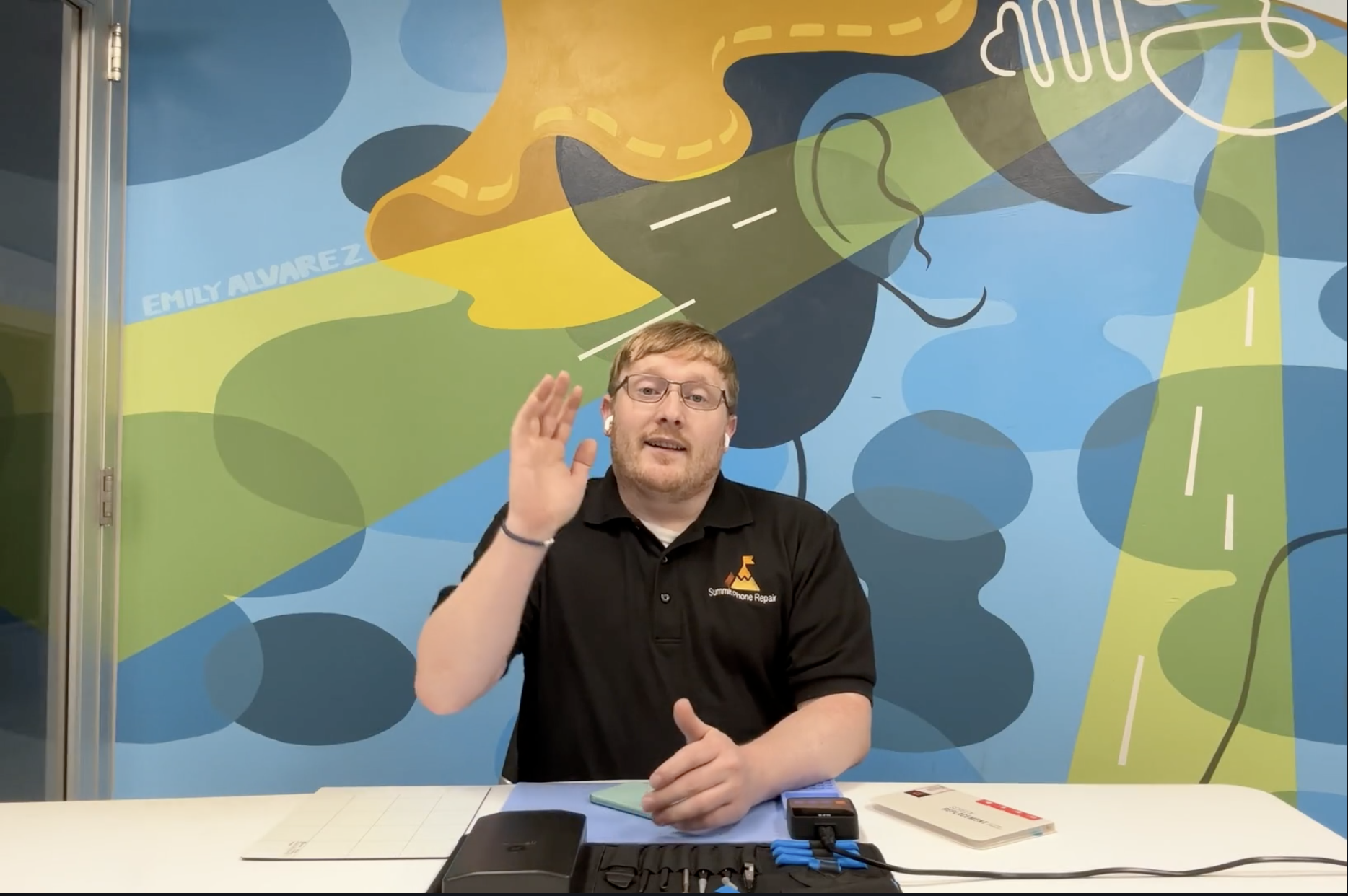 Local Phone Repair in Lee's Summit, Missouri.