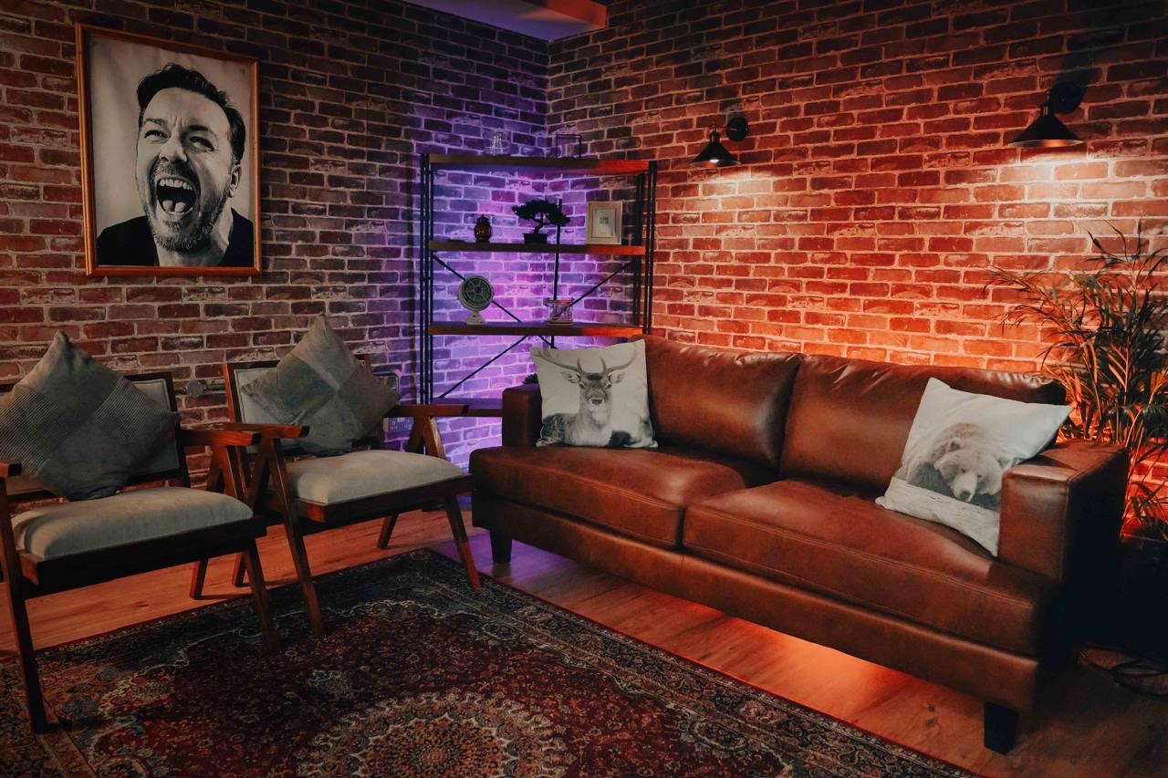 Studio 2