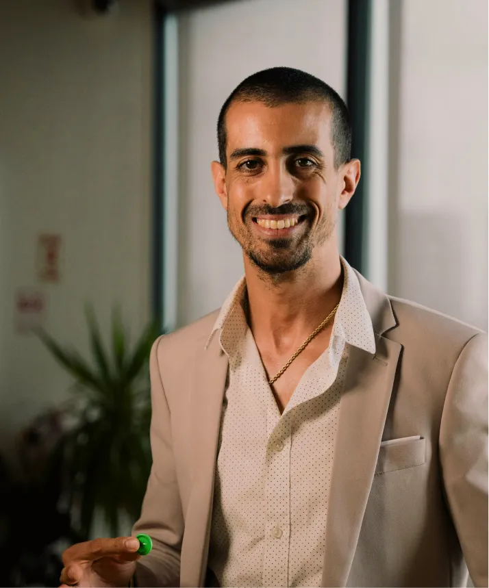 About-leader-image-three