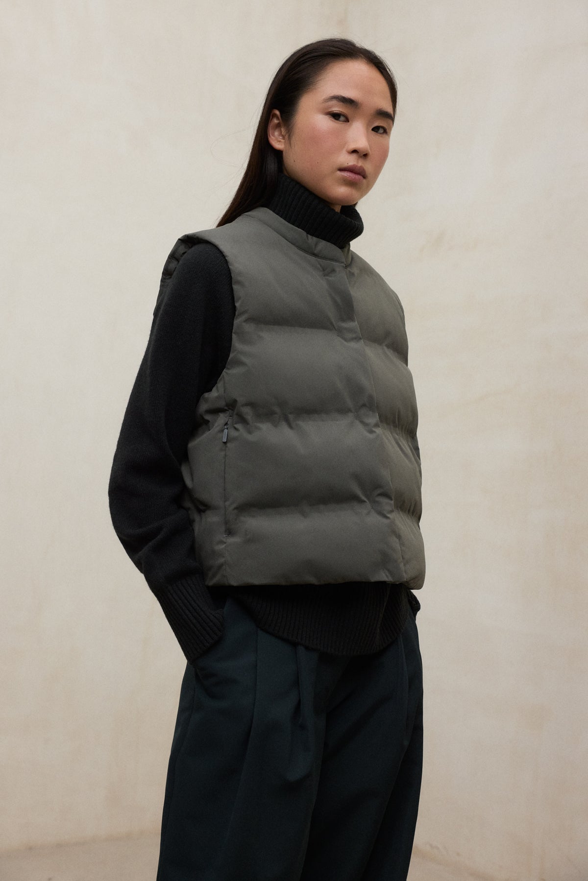 에코알프 파운스 베스트 - 재생 폴리에스터 모노소재 퀼팅 조끼