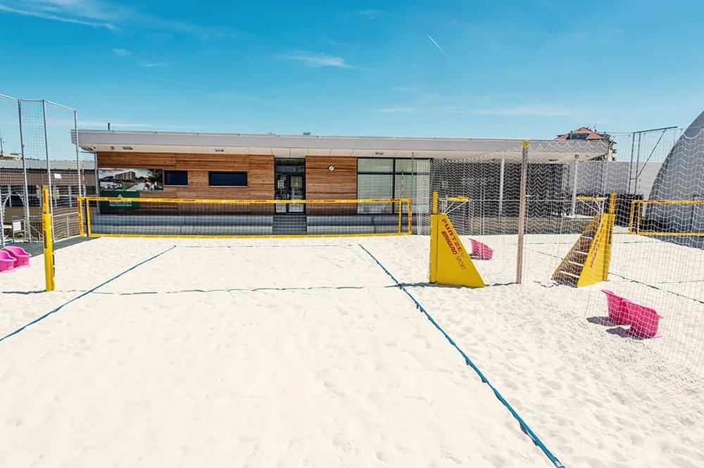 Pronájem beach kurtu pro tréninky a rekreační hry v Beachwell