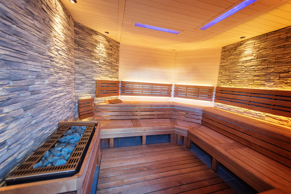 Finská sauna s vysokou teplotou v wellness Beachwell