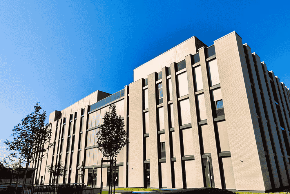 Institut f. Biotechnologie u. Wirkstoff Forschung gGmbH