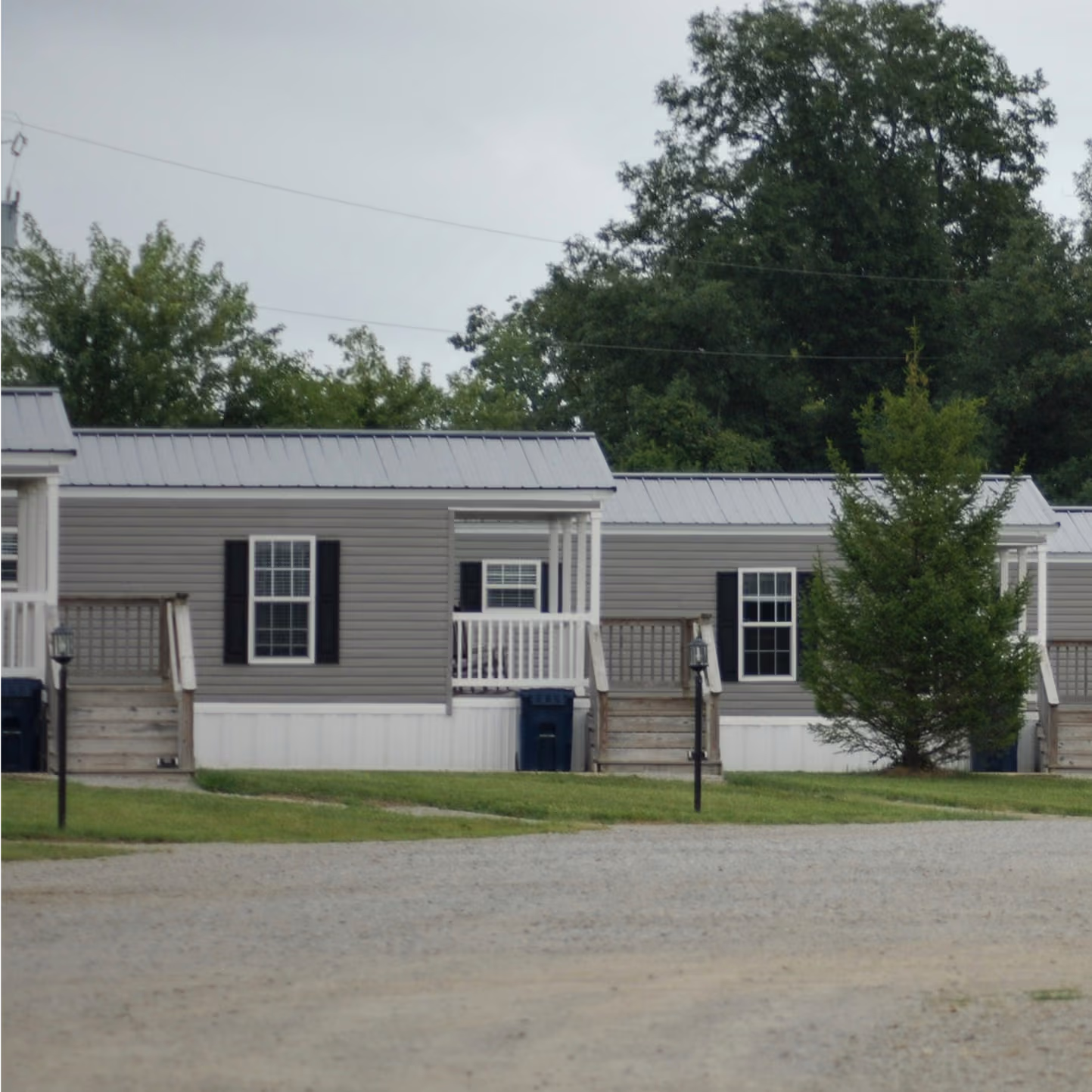 Camping de mobilhomes gris