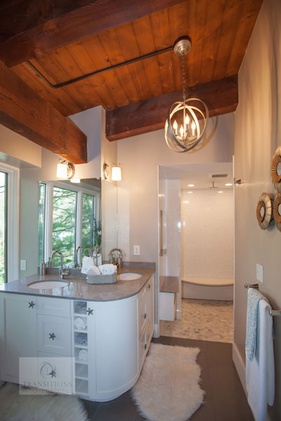 Contemporary bathroom design with elegant lighting fixtures