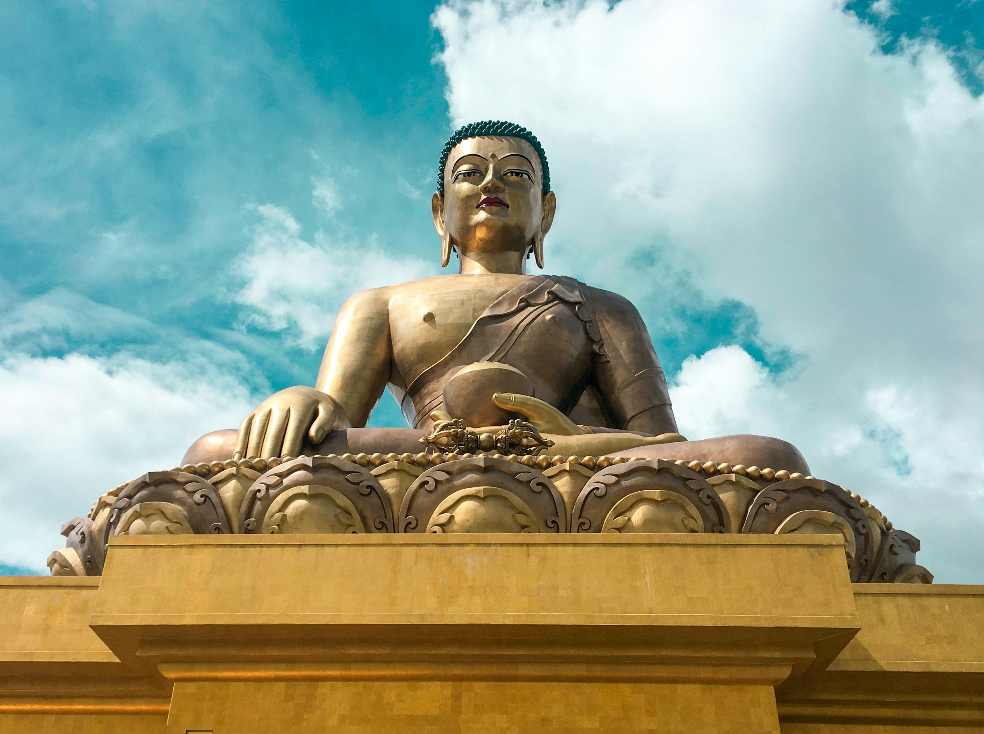 The Buddha in the God Realms: A Teaching on Lhabab Düchen