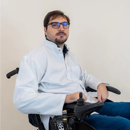 Dr. Cătălin Furculescu