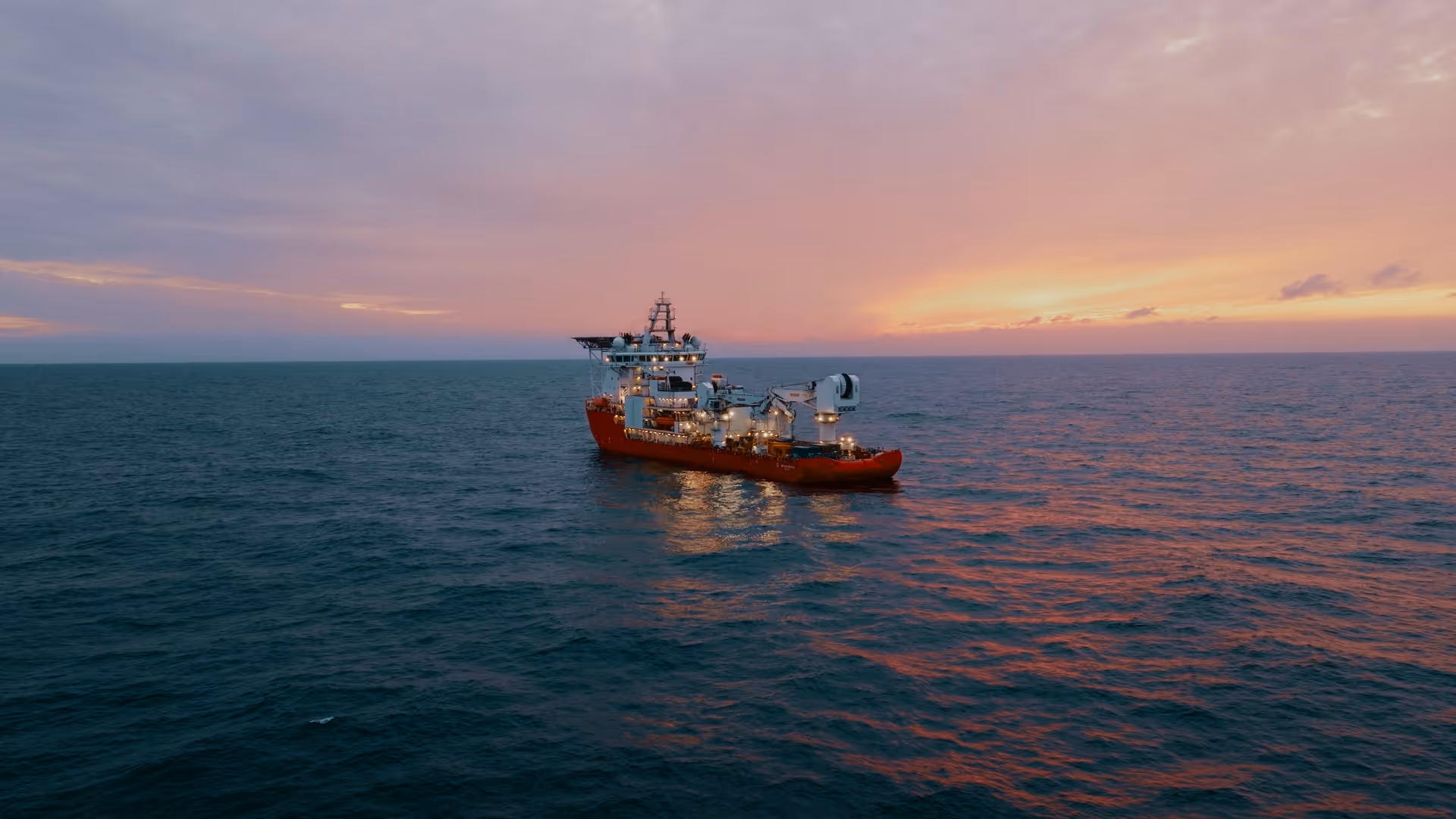 Below The Rig offshore diving production still with DCN Diving