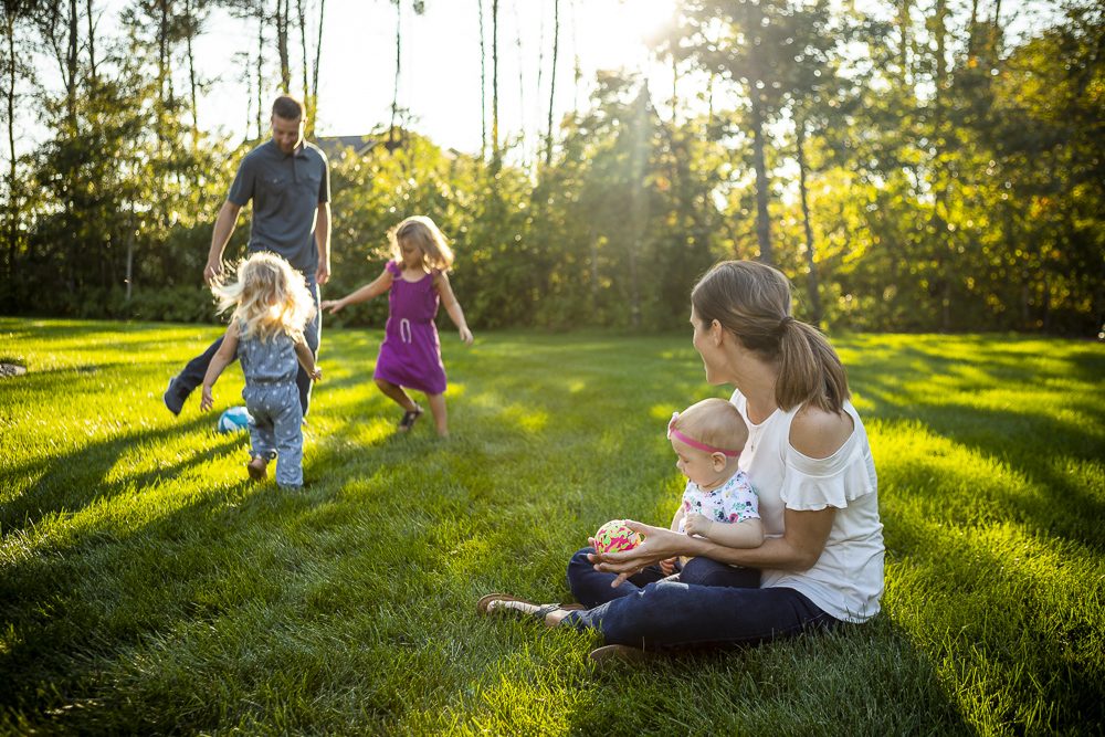 How to Keep Mosquitoes Away From your Backyard Party