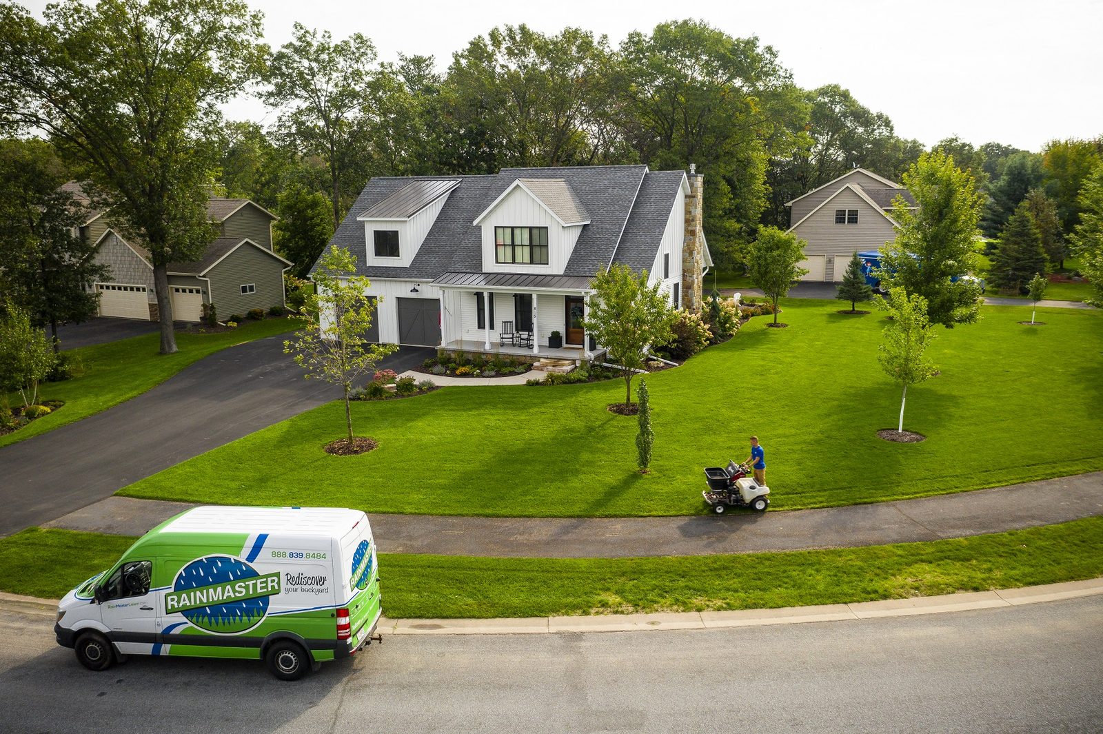 How a Healthy Lawn Boosts Curb Appeal & Improves Home Value
