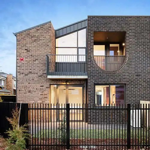 Bumble Bee Frankston