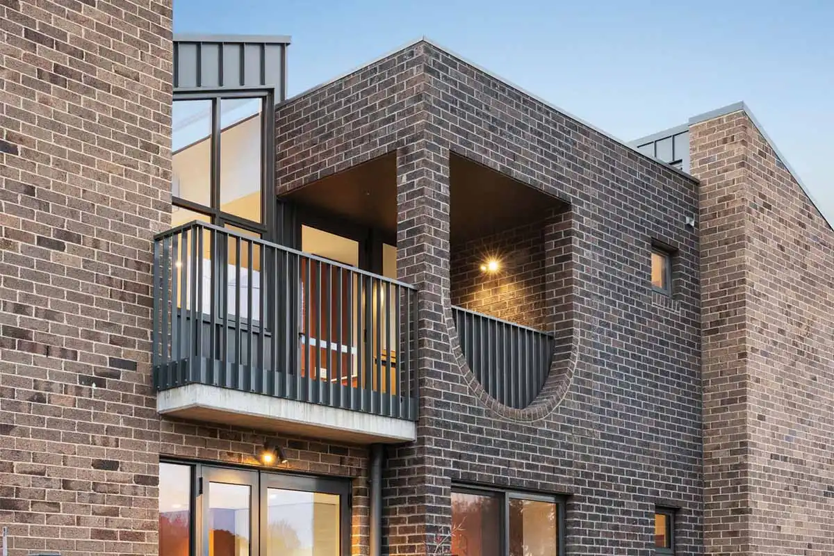 Bumble Bee Frankston