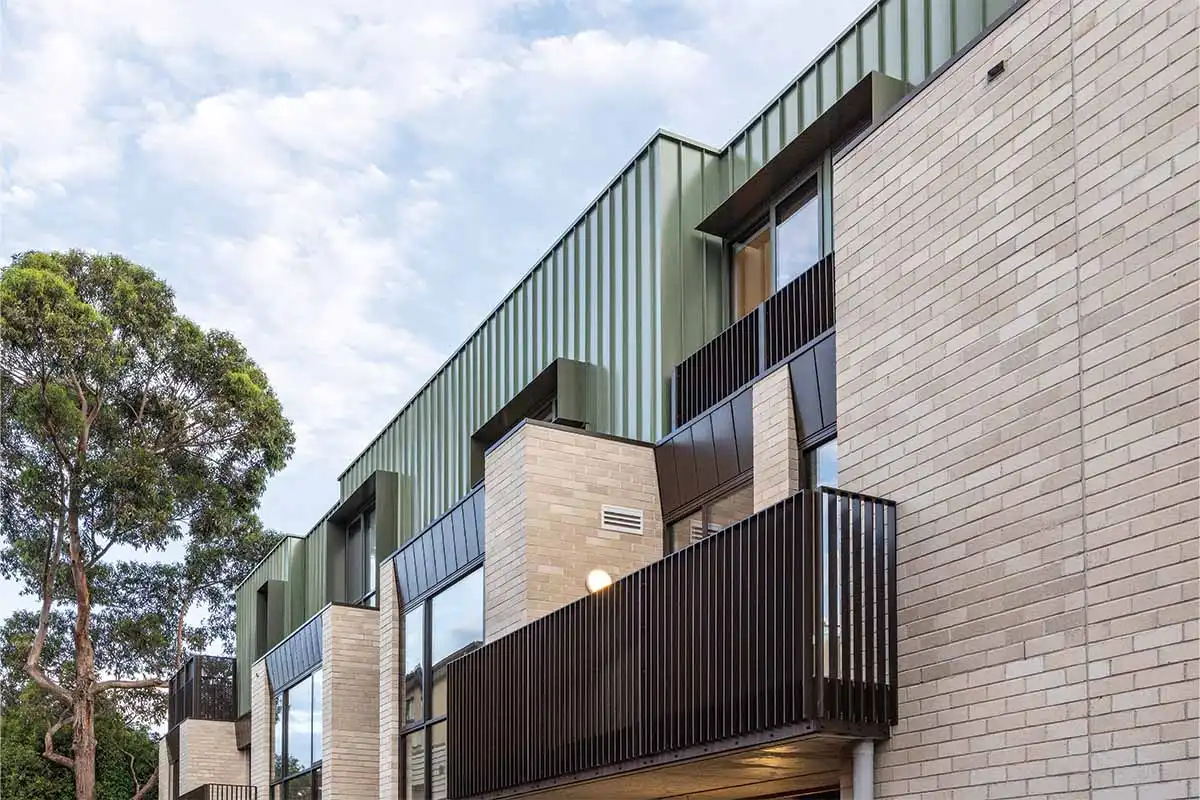 Bumble Bee - Glen Huntly