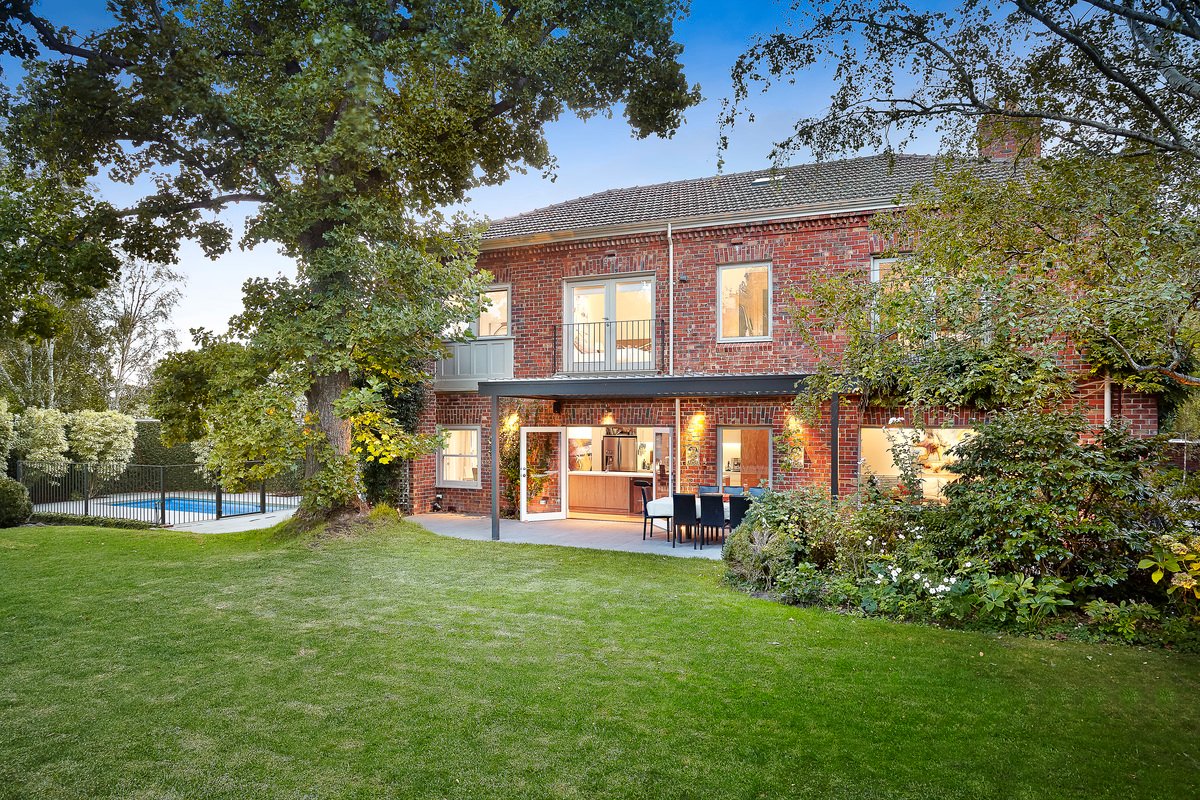 An Edna Walling garden in the Historic Montalto Estate