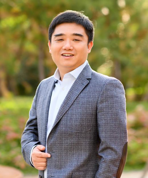 Headshot of Martin Xu, We. Red Bridge Director, Technology on the We. Red Bridge blog