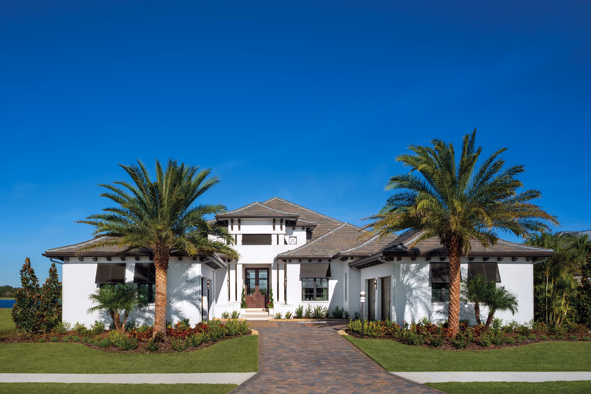 Luxury real estate in Lakewood Ranch and Sarasota for buyers relocating from Boston, Massachusetts to Florida.