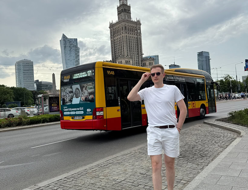 visiting Warsaw public transport