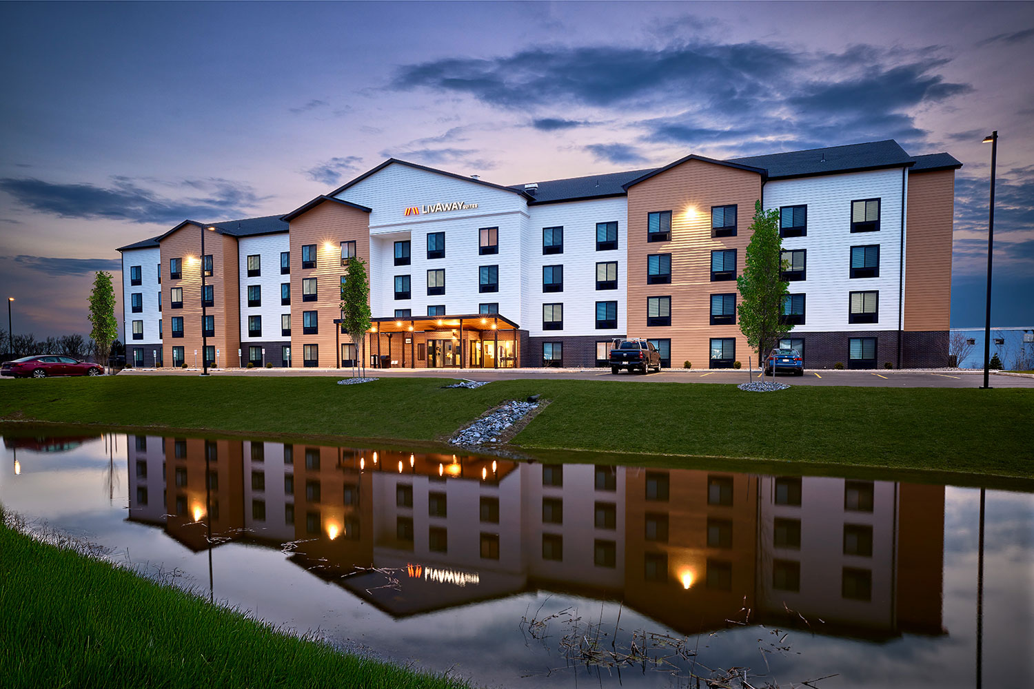 Syracuse, NY - LivAway Suites Building Exterior