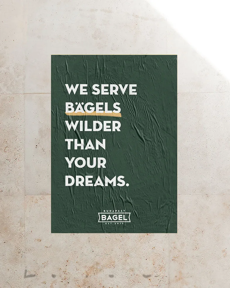 The Brand Gap Buch liegt auf einem Holzsessel