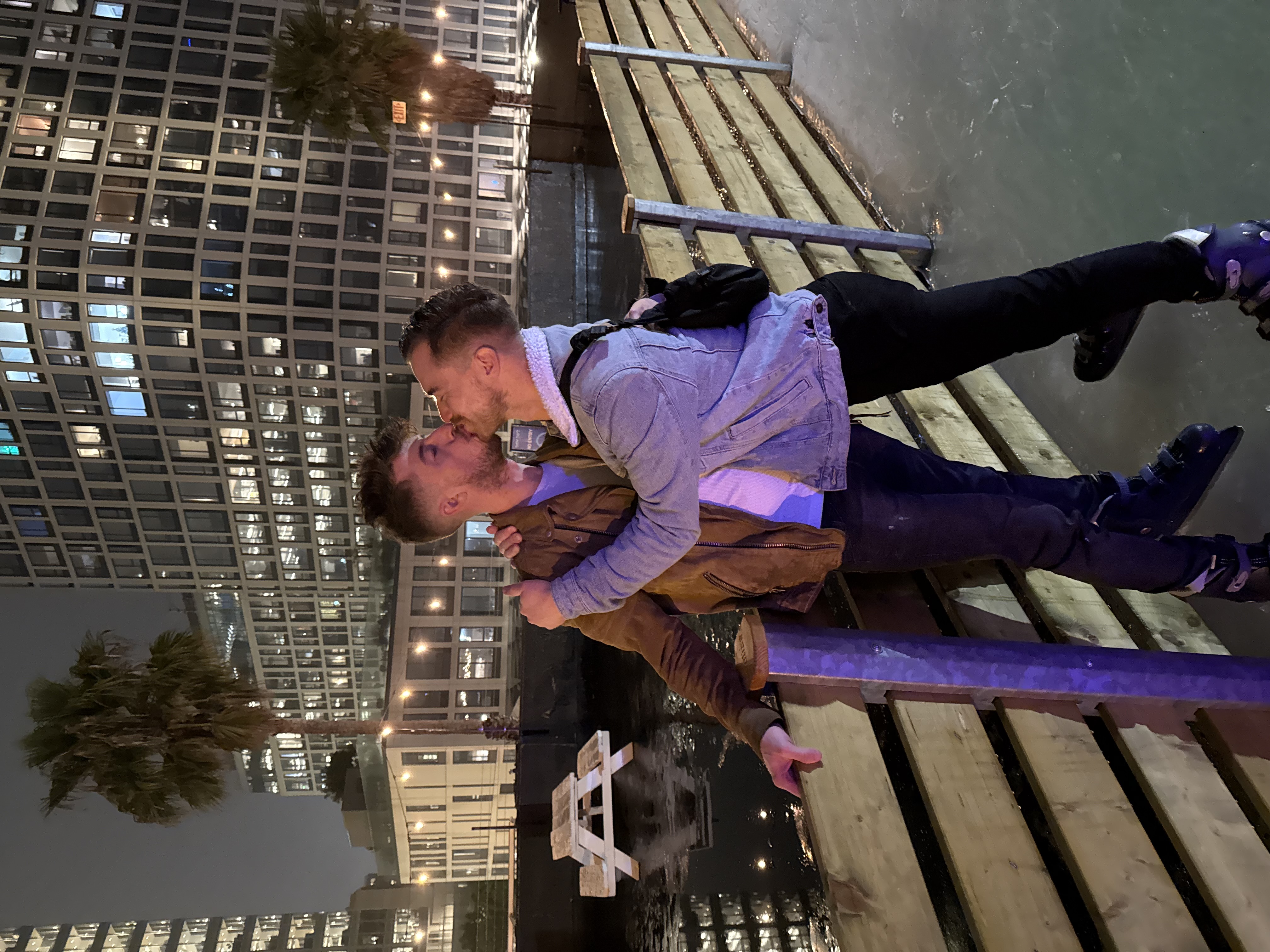 image of cycling community event (for a bicycle shop)