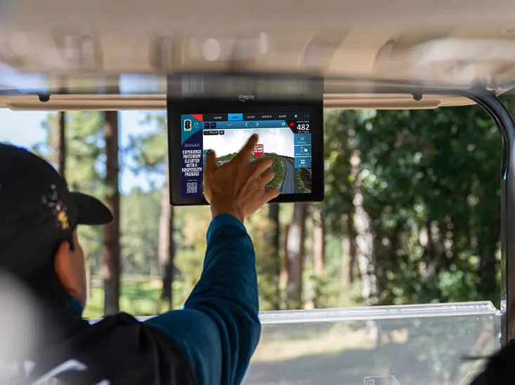 Golf Cart 3D screen yardage