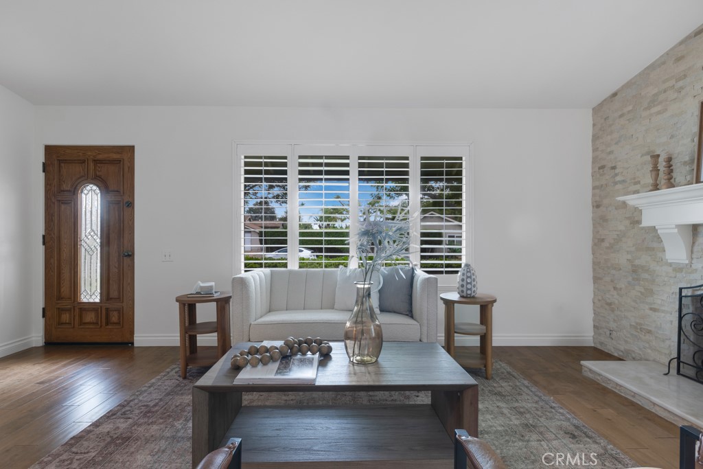 5404 Granada Way - 5