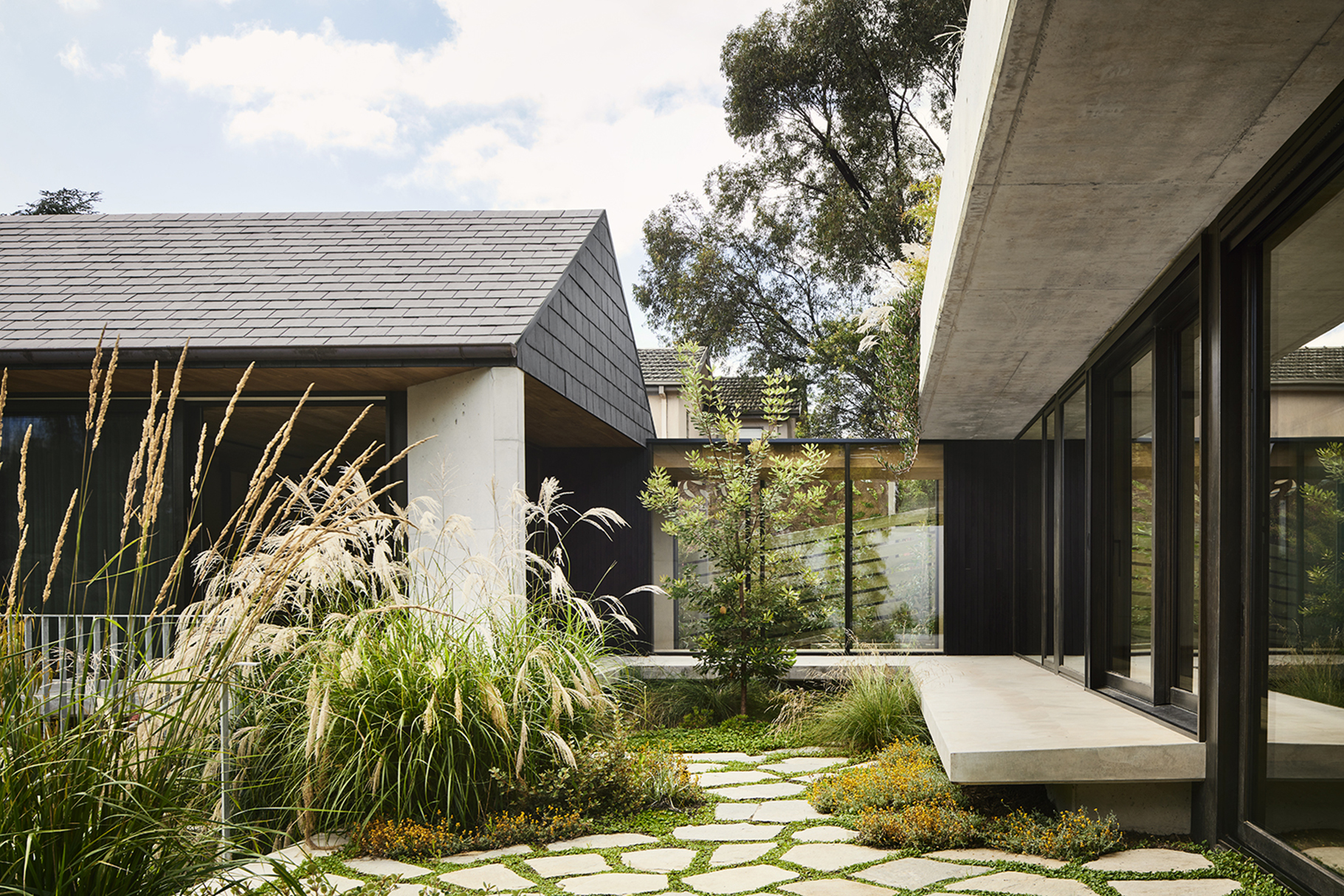 brutalist architecture melbourne concrete house