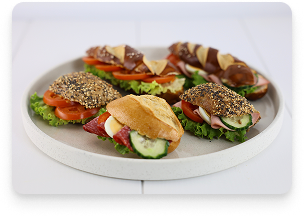 Platte voller Belegten Brötchen