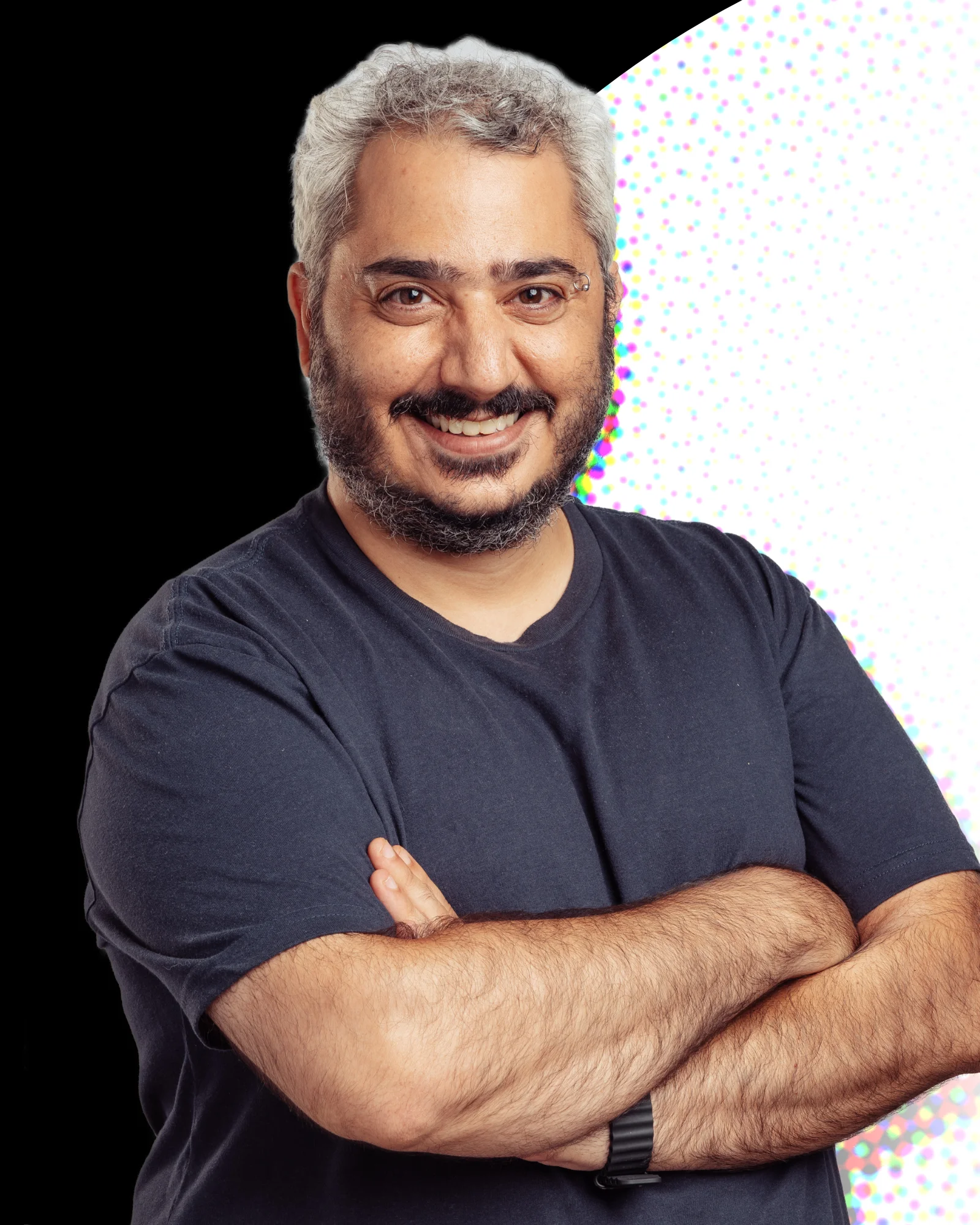 Hovav Nuriel bust-up shot
home hero image