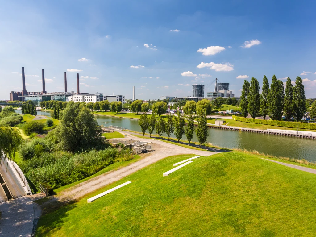 image of a tech conference (for a space tech)