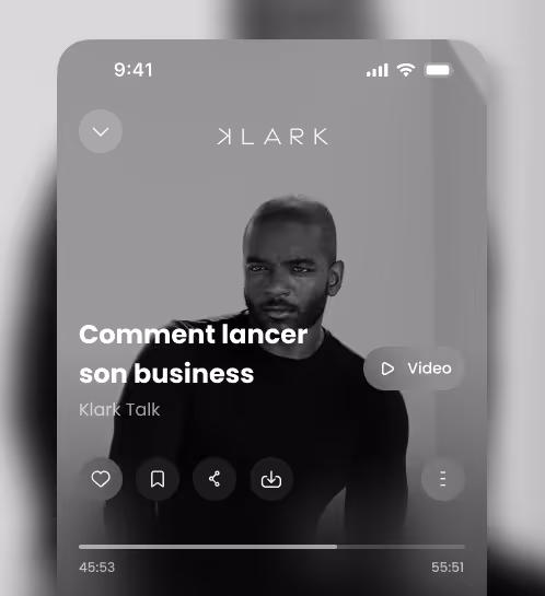 Écran d'application avec un homme regardant de côté sous le titre « Comment lancer son business » et un bouton vidéo.