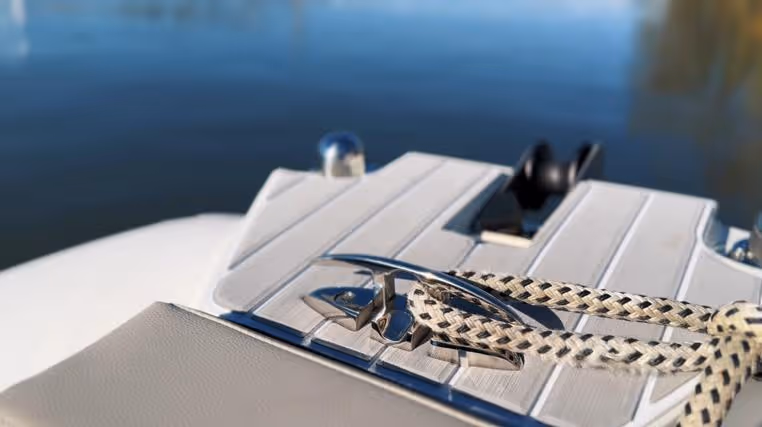 BOAZSTAR Ein Boot 560