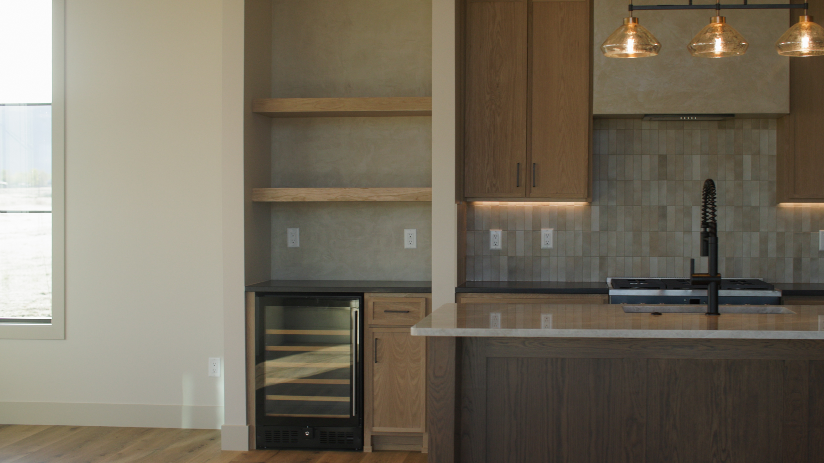 Timber Creek, the wine nook and bar