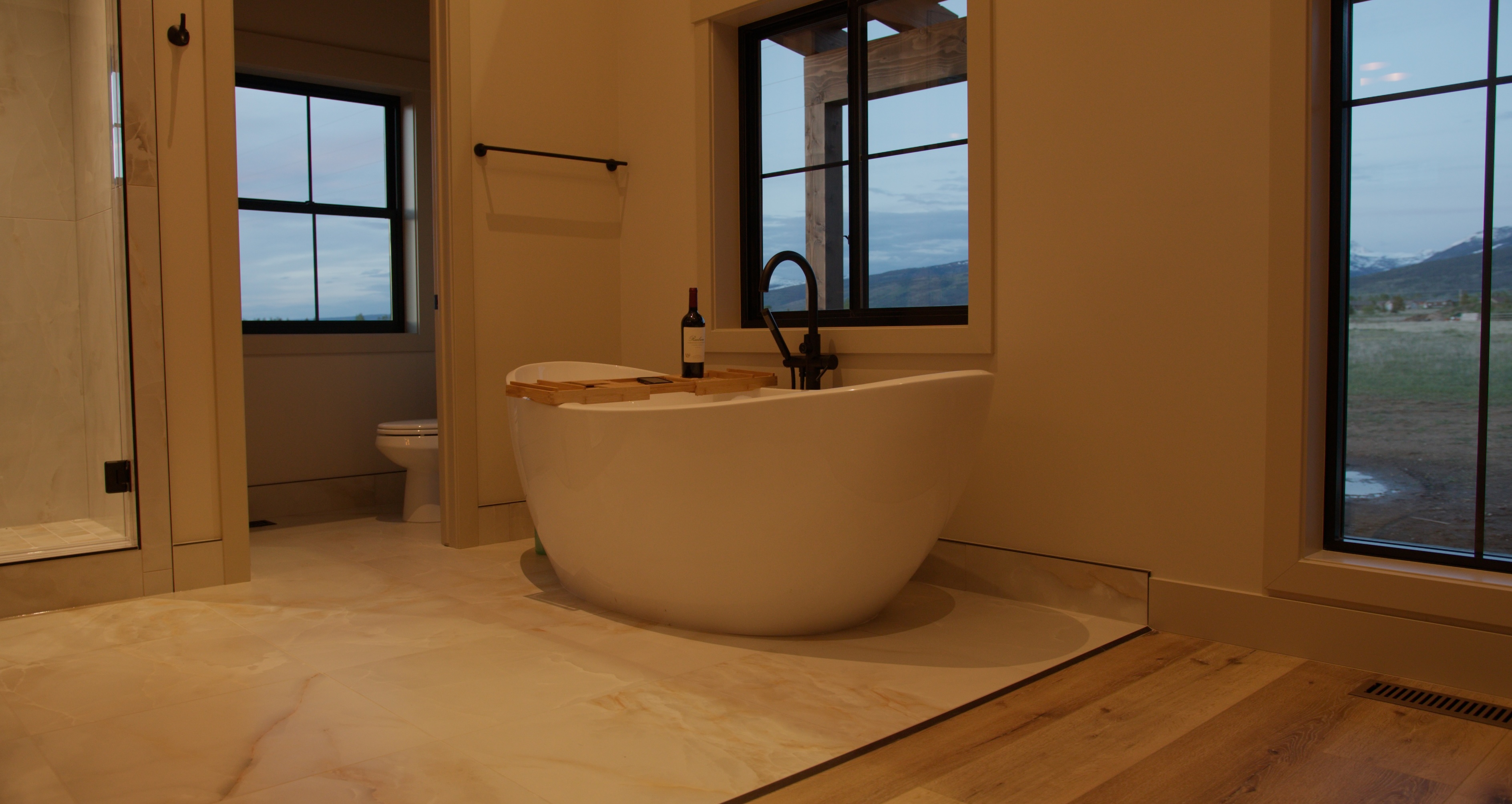 Timber Creek, the soaking tub in the primary bath
