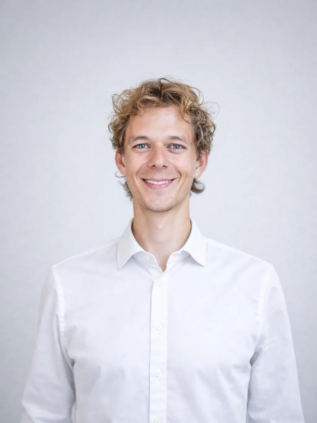 Bild von Marius Grimm, Einrichtungsberater bei Fenyx Office