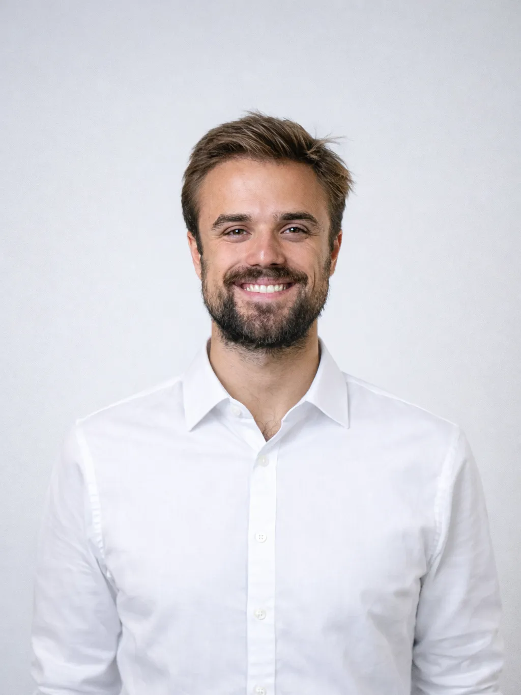 Bild von Artus Assmann, Co-Founder bei Fenyx Office