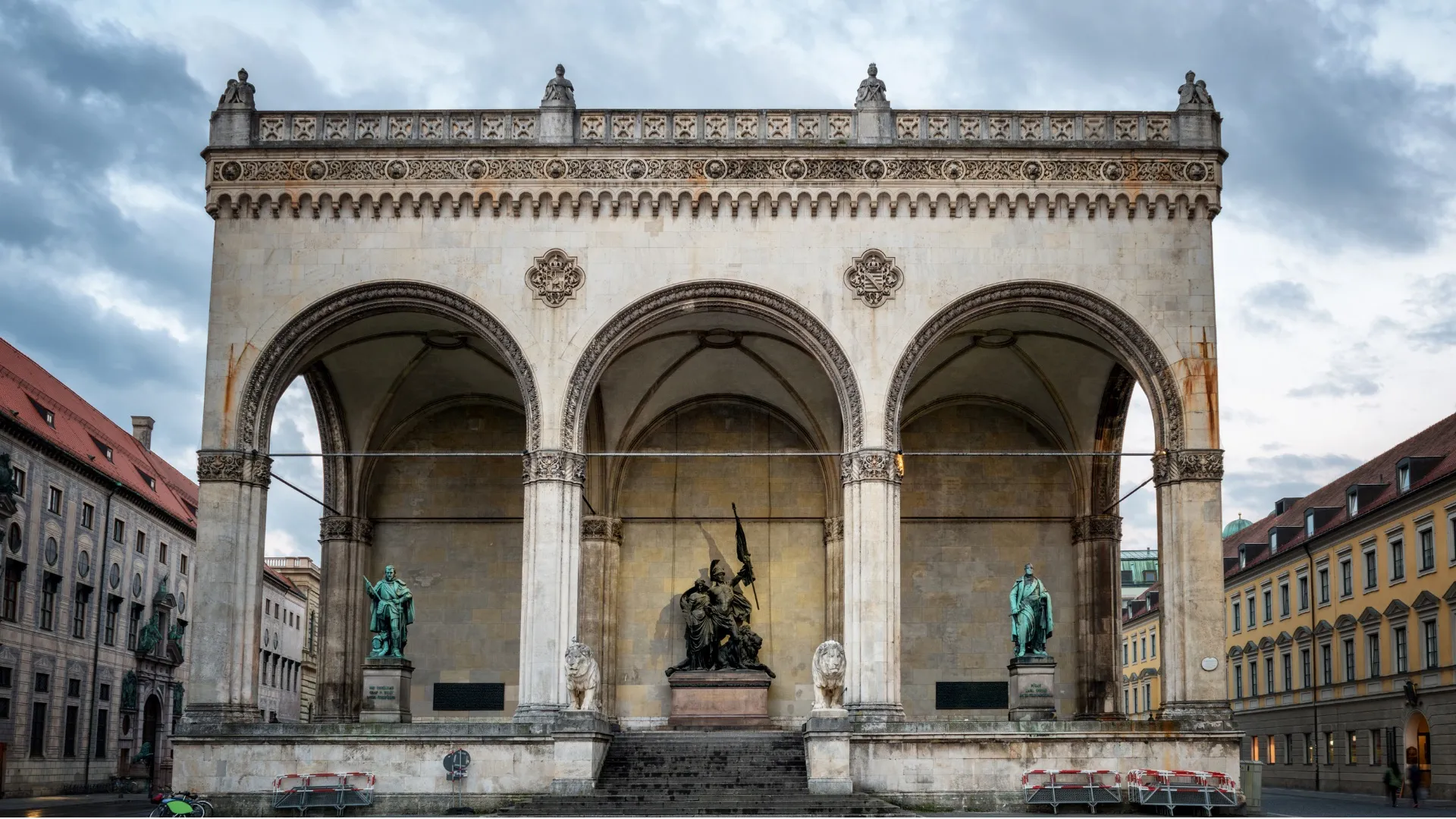 Büromöbel mieten Berlin – Flexibilität für eine dynamische Stadt