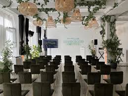 Möblierung für Coworking und Event Space – Referenzprojekt Bild 5