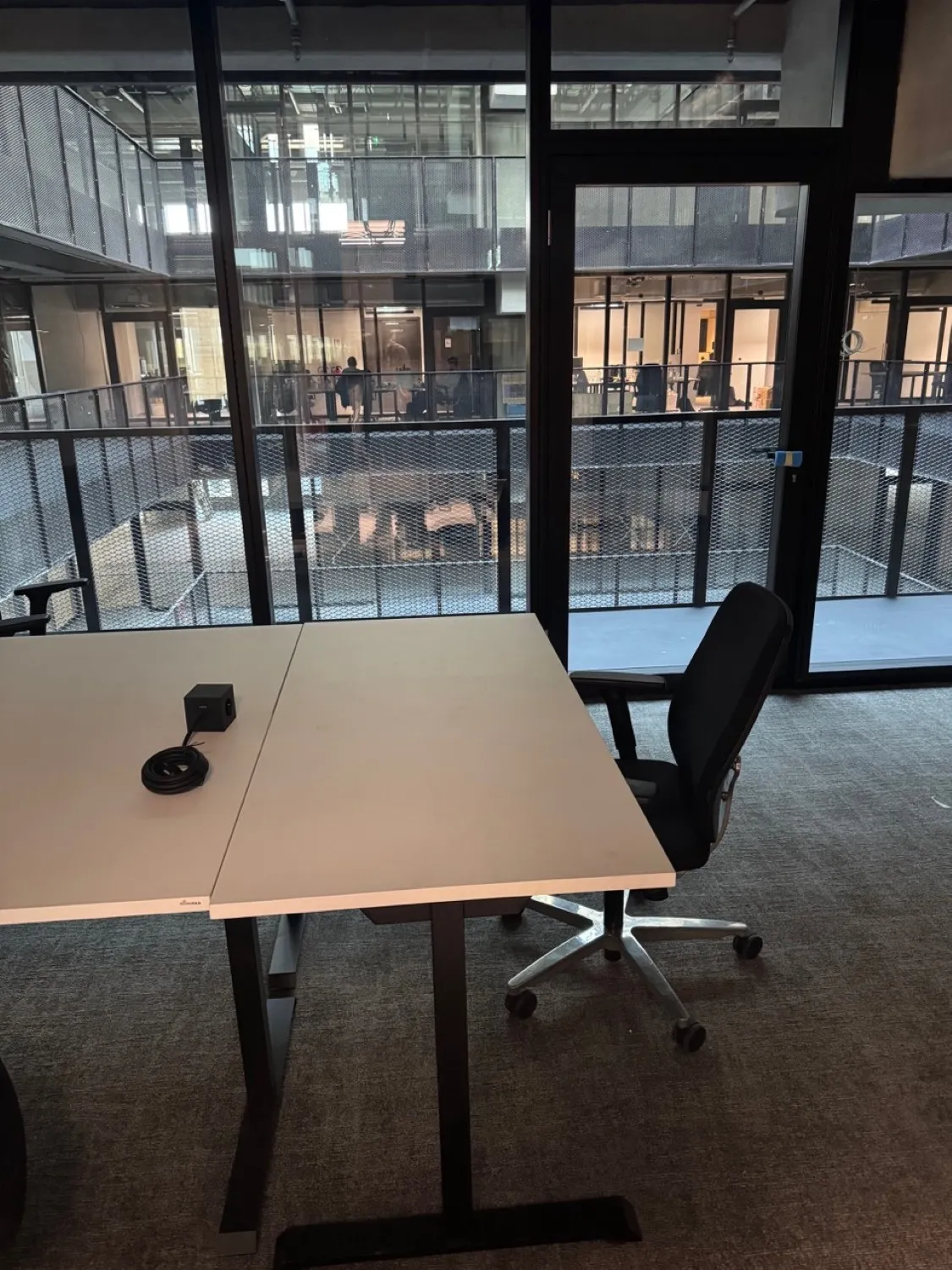 Kreislaufähige Einrichtung für modernes Arbeiten – Referenzprojekt Bild 4