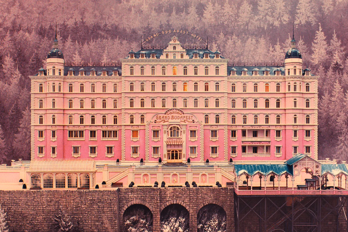 Die Möbel im Grand Budapest Hotel – Fenyx Office Blog