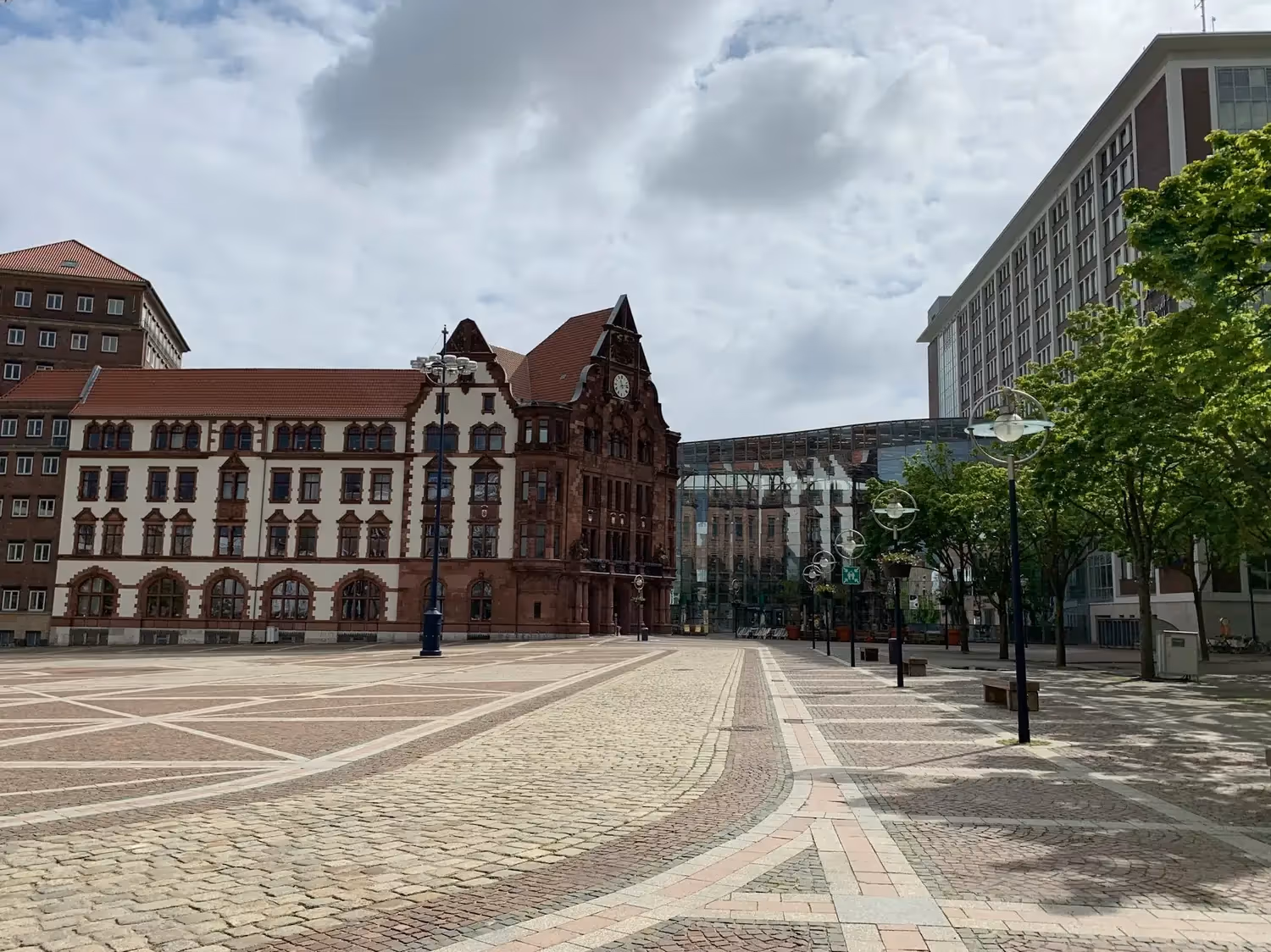 Büroauflösung & Büromöbelankauf Dortmund