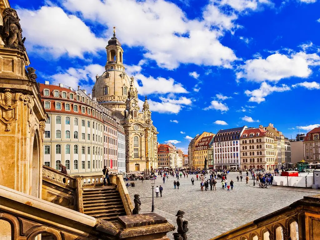 Büroauflösung & Büromöbelankauf Sachsen