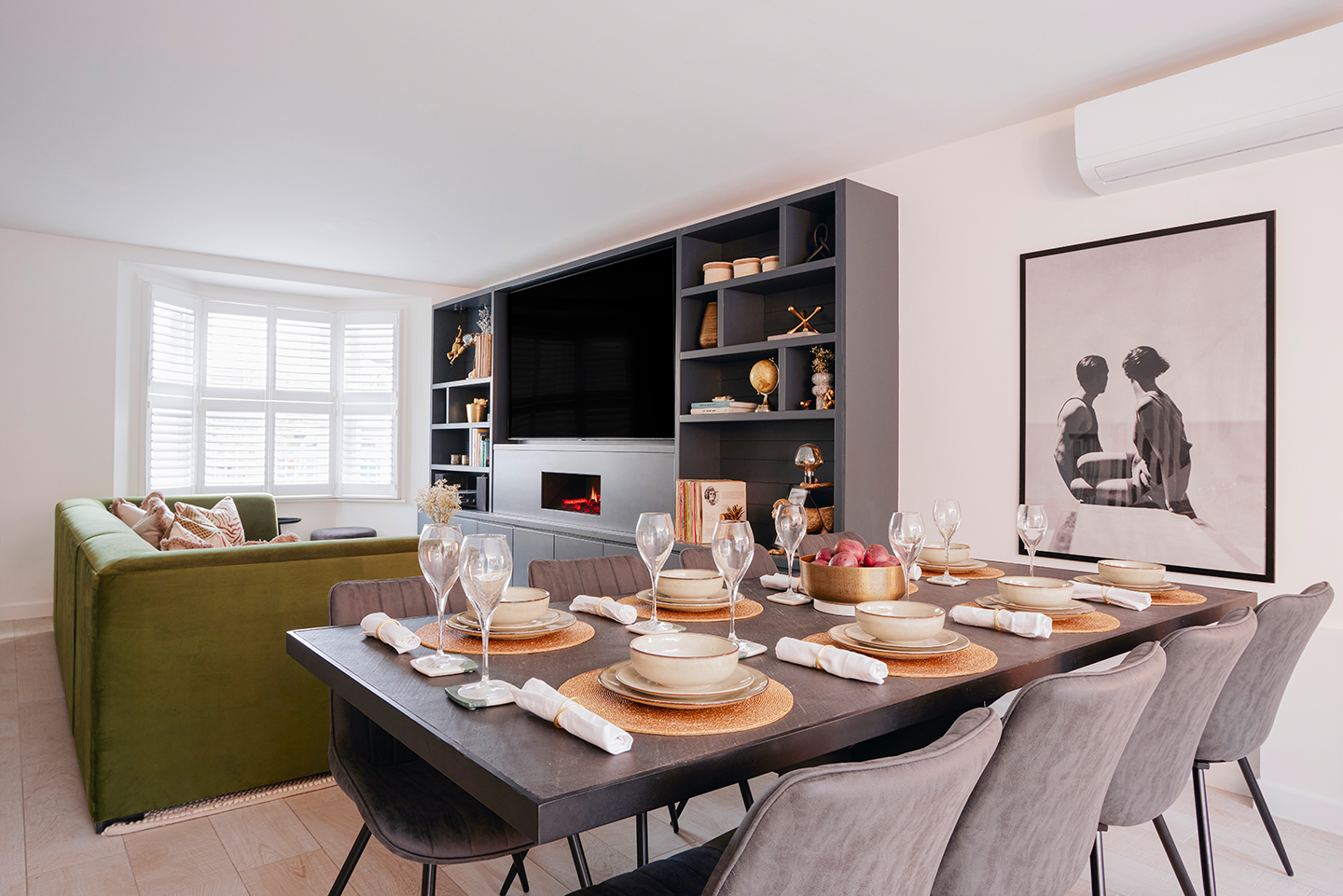 Dining and living room at Velvet Reels, Parsons Green